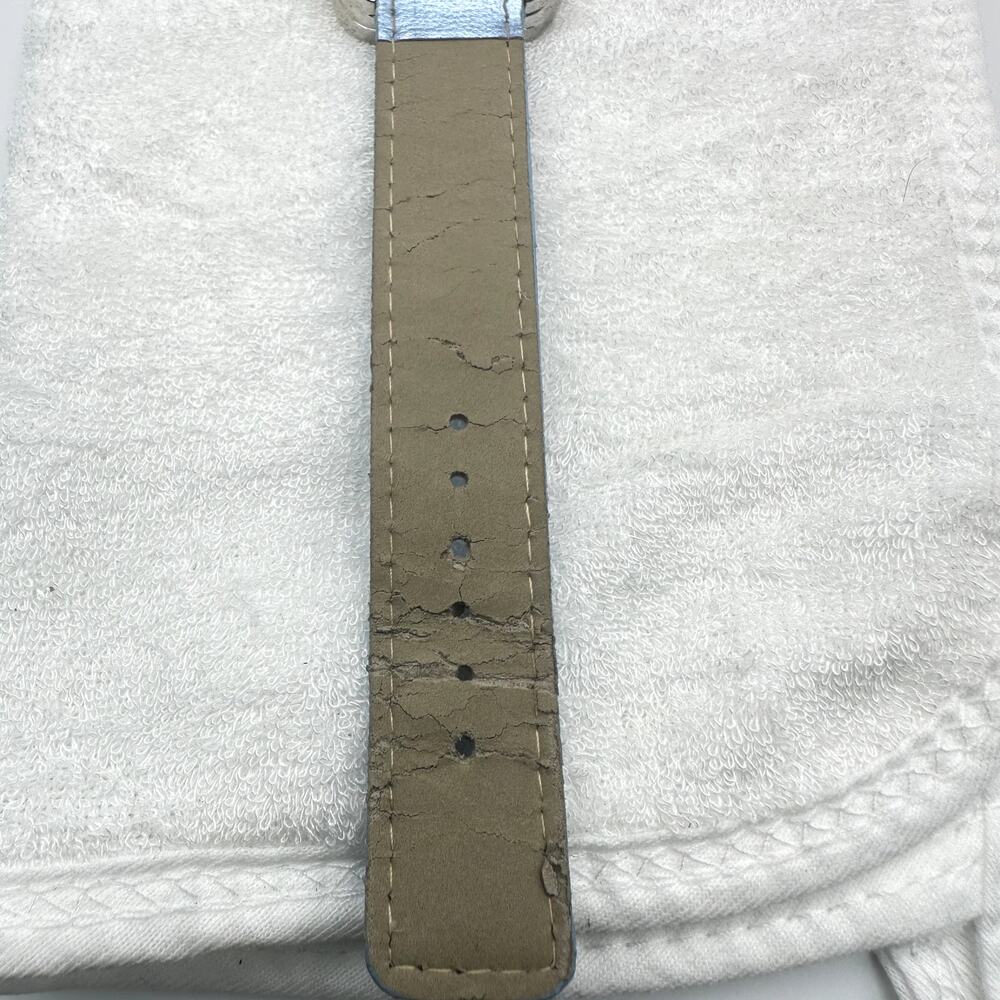 Donna Vivian Quartz Watch Silver Tone Butterfly Case Blue Leather Strap - Picture 4 of 9